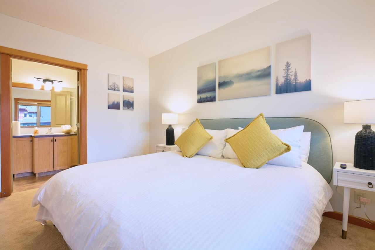 Mtn View Escape With King Size Bed With Outdoor Pool - Banff Pass Included! Leilighet Canmore Eksteriør bilde