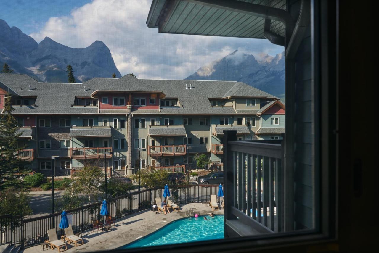Mtn View Escape With King Size Bed With Outdoor Pool - Banff Pass Included! Leilighet Canmore Eksteriør bilde